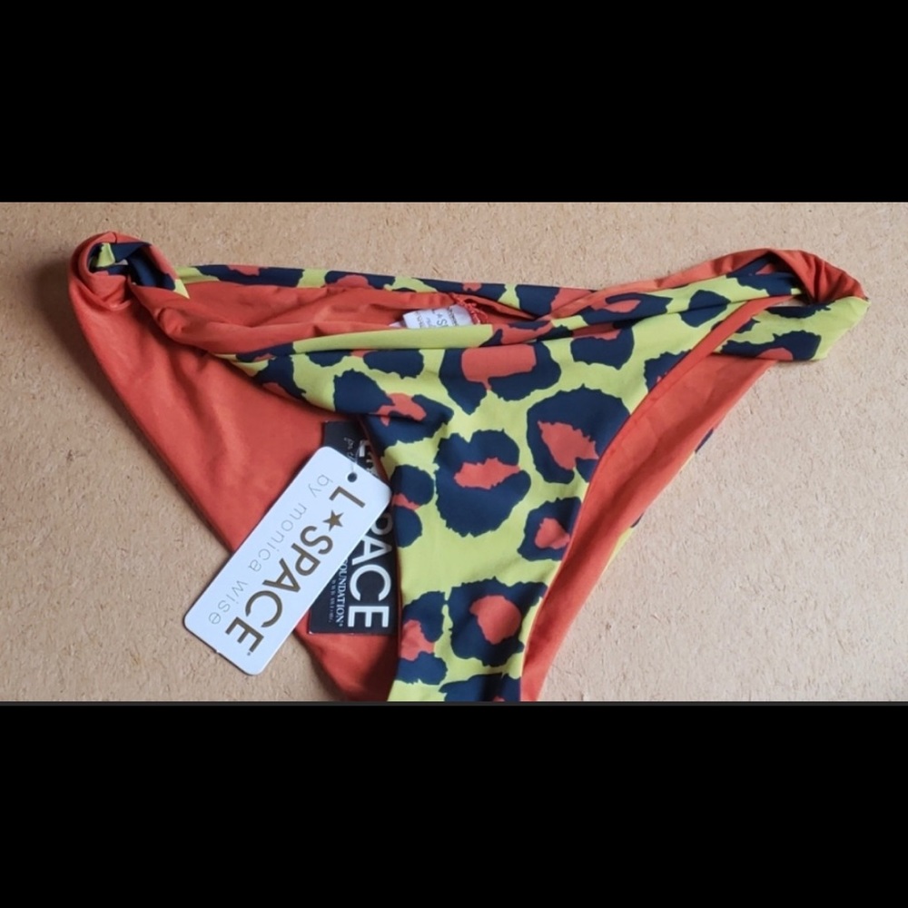 L space Leopard New Bikini Bottom Size Large